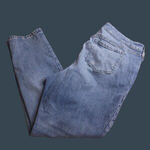 Torrid Boyfriend Straight Vintage Jeans 16 Light Wash Mid Rise Stretch Ripped